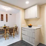Aquamijas Retreat - Modern Comfort Near Aguamijas Water Park *
