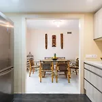 Aquamijas Retreat - Modern Comfort Near Aguamijas Water Park *
