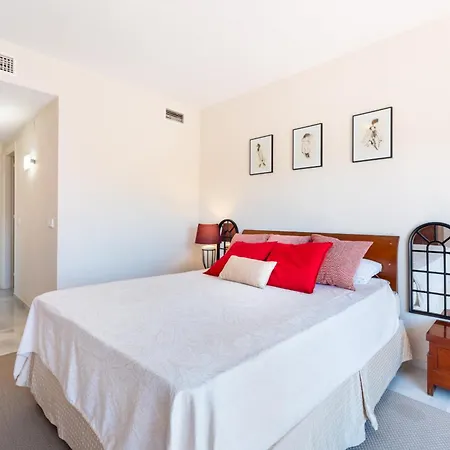 Aquamijas Retreat - Modern Comfort Near Aguamijas Water Park Apartament Fuengirola