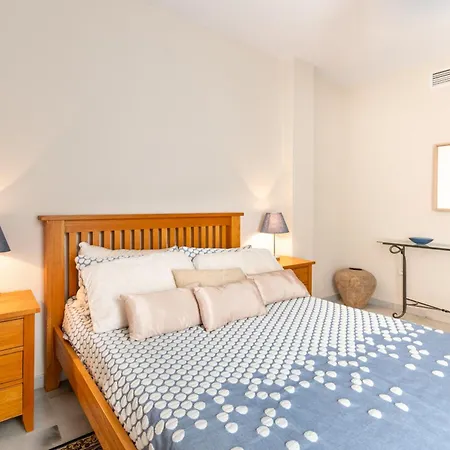 Aquamijas Retreat - Modern Comfort Near Aguamijas Water Park Appartement