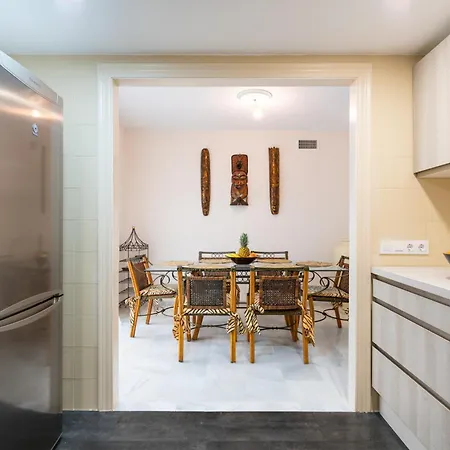 Aquamijas Retreat - Modern Comfort Near Aguamijas Water Park *