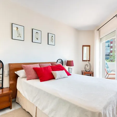 Aquamijas Retreat - Modern Comfort Near Aguamijas Water Park
