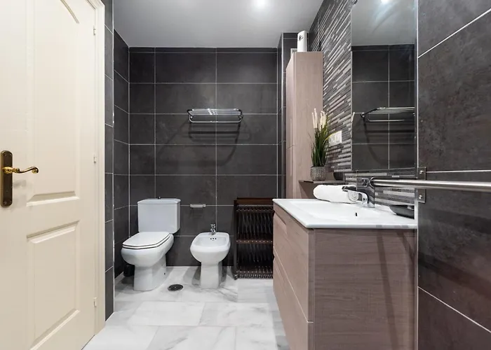 Aquamijas Retreat - Modern Comfort Near Aguamijas Water Park Apartman Fuengirola