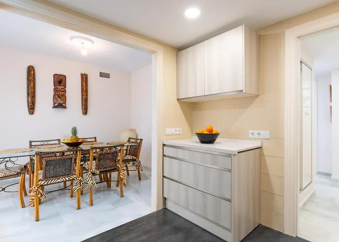 Aquamijas Retreat - Modern Comfort Near Aguamijas Water Park *