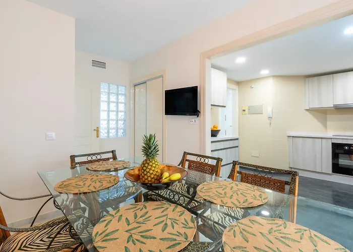 Aquamijas Retreat - Modern Comfort Near Aguamijas Water Park Apartman *