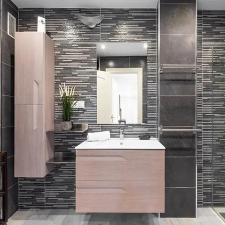 Aquamijas Retreat - Modern Comfort Near Aguamijas Water Park フエンヒロラ