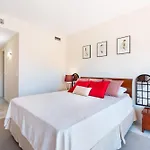 Aquamijas Retreat - Modern Comfort Near Aguamijas Water Park Apartment Fuengirola